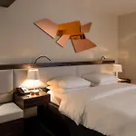 Doubletree By Hilton Paris