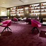 Doubletree By Hilton Paris