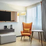Doubletree By Hilton Paris Boulogne-Billancourt