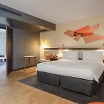 Doubletree By Hilton Paris