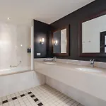Doubletree By Hilton Paris Hotel Boulogne-Billancourt