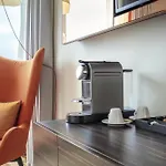 Hotel Doubletree By Hilton Paris 4*