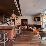 Doubletree By Hilton Paris Hotel 4*