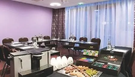 Hotel Radisson Blu Hotel, Paris 4*