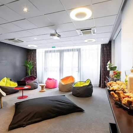 Radisson Blu Hotel, Paris Hotel 4*