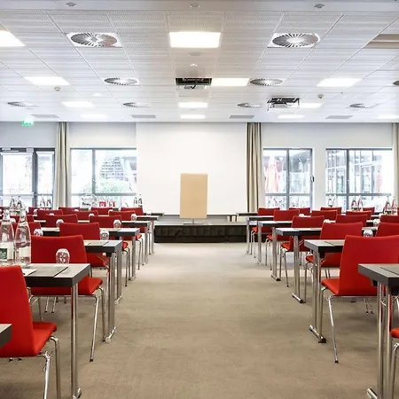Radisson Blu Hotel, Paris 4* Boulogne-Billancourt