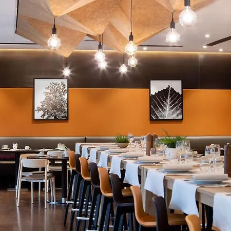 Radisson Blu Hotel, Paris 4* Boulogne-Billancourt