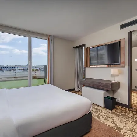 Radisson Blu Hotel, Paris Ξενοδοχείο