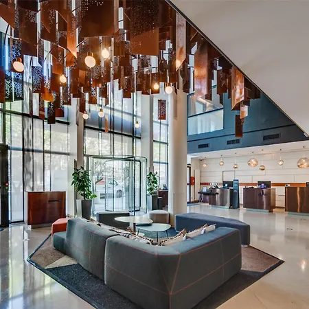 Hotel Doubletree By Hilton Paris Boulogne