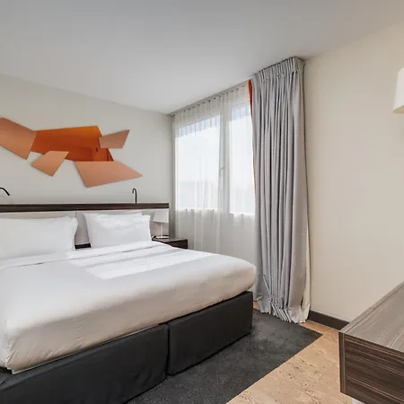 Ξενοδοχείο Radisson Blu Hotel, Paris 4*