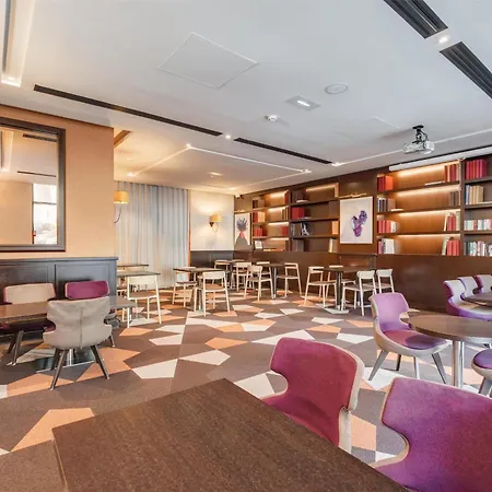 Doubletree By Hilton Paris Boulogne Hotel