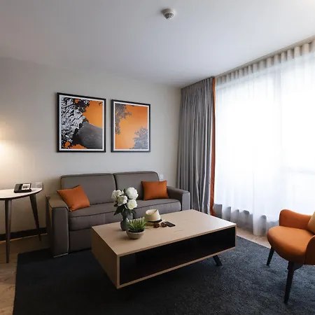 Radisson Blu Hotel, Paris 호텔 불로니으 빌렁꾸흐