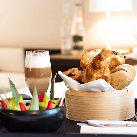 Hotel Doubletree By Hilton Paris Boulogne-Billancourt
