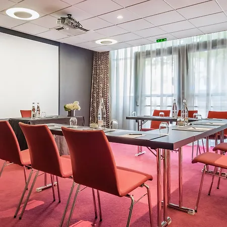 Doubletree By Hilton Paris Boulogne