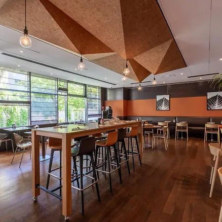 Hotel Doubletree By Hilton Paris