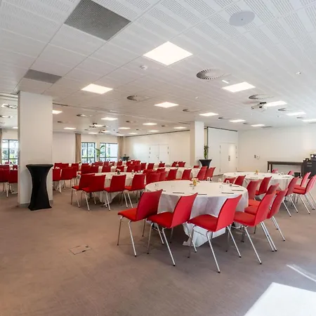 Hotel Doubletree By Hilton Paris Boulogne-Billancourt