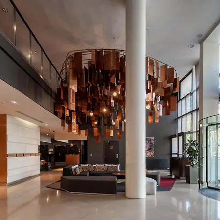 Hotel Doubletree By Hilton Paris