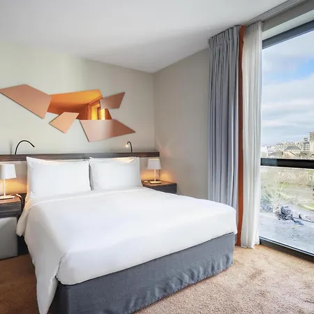 Doubletree By Hilton Paris 호텔 4*