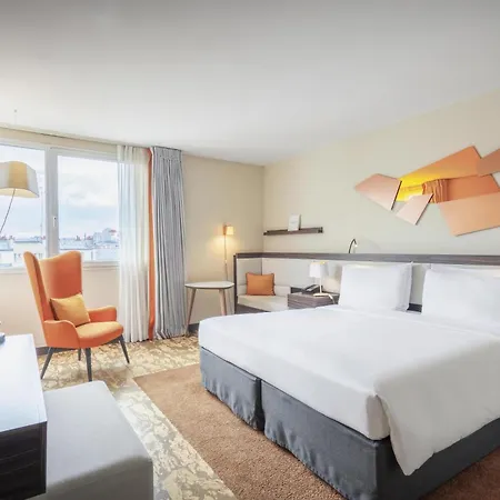 Doubletree By Hilton Paris Hotel