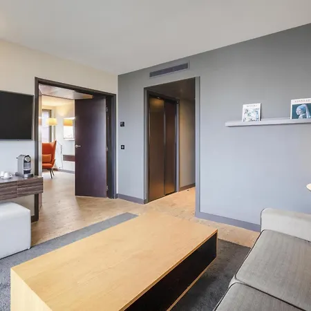 Doubletree By Hilton Paris Boulogne-Billancourt