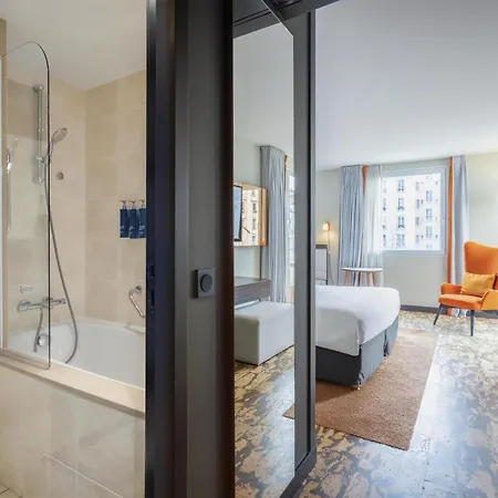 Doubletree By Hilton Paris Hotel