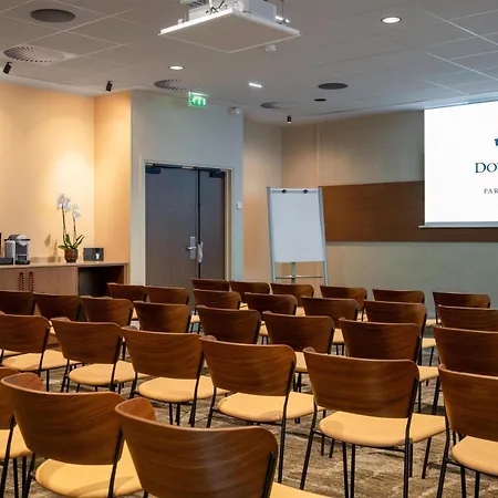 Doubletree By Hilton Paris Boulogne-Billancourt