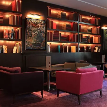 מלון Radisson Blu Hotel, Paris 4*
