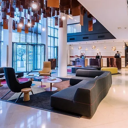 Doubletree By Hilton Paris Hotel Boulogne-Billancourt