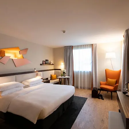 Hotel Radisson Blu Hotel, Paris 4*
