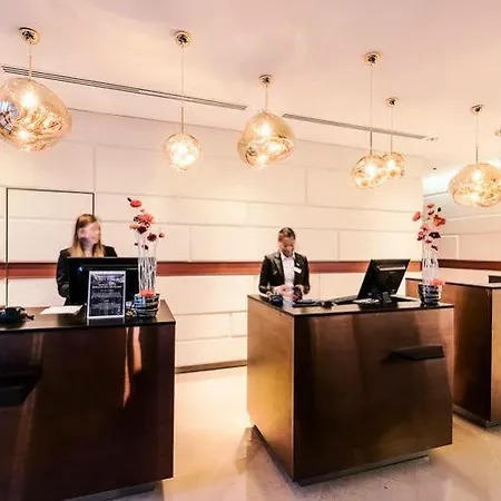 Doubletree By Hilton Paris