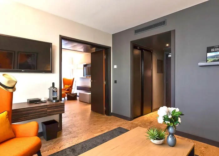 Hotel Doubletree By Hilton Paris Boulogne-Billancourt