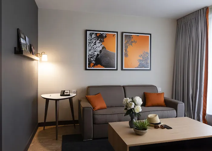 Doubletree By Hilton Paris Hotel Boulogne-Billancourt