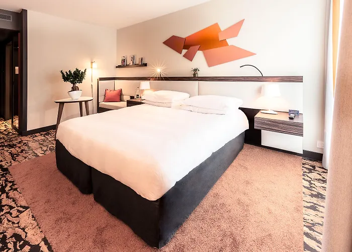 Doubletree By Hilton Paris