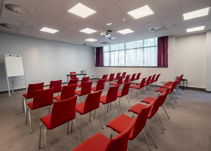 Doubletree By Hilton Paris Hotel