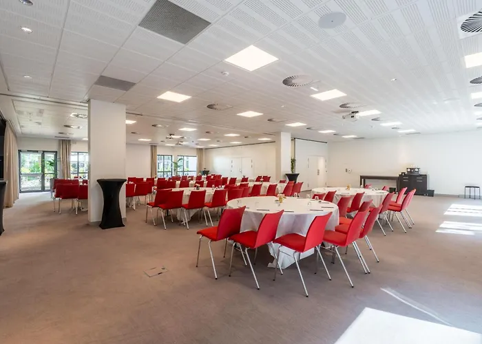 Hotel Doubletree By Hilton Paris Boulogne-Billancourt