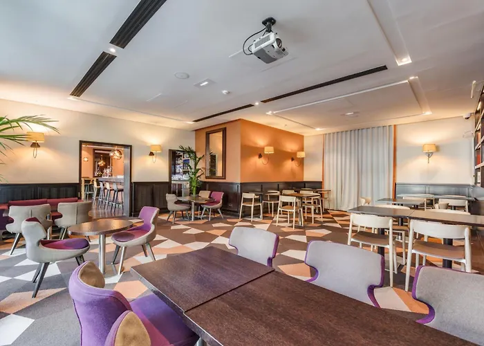 Doubletree By Hilton Paris Boulogne-Billancourt