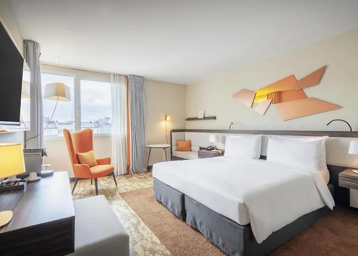 Doubletree By Hilton Paris Hotel