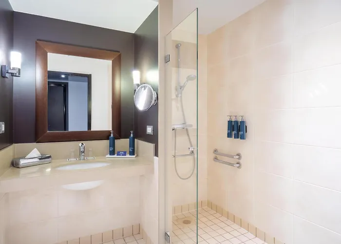 Hotel Doubletree By Hilton Paris 4*