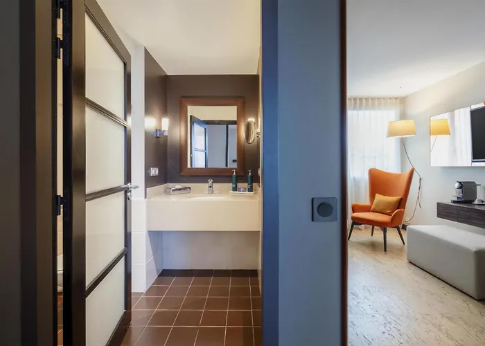 Hotel Doubletree By Hilton Paris