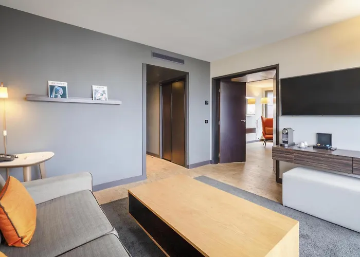 Doubletree By Hilton Paris Hotel 4*