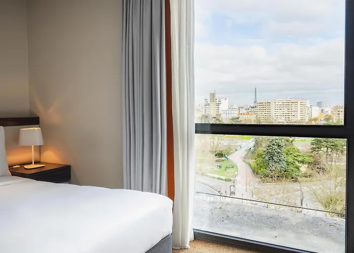 Doubletree By Hilton Paris 4*