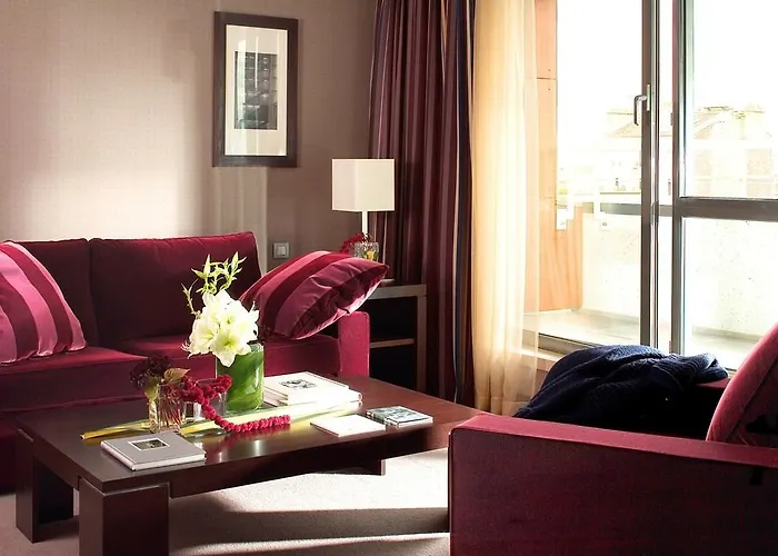 Doubletree By Hilton Paris Hotel Boulogne-Billancourt