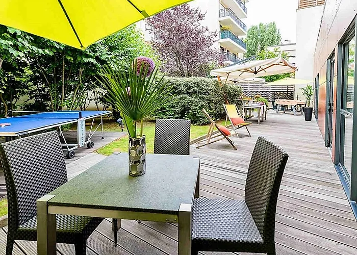 Doubletree By Hilton Paris Hotel 4*