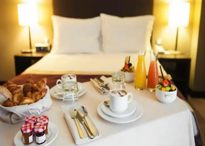 Doubletree By Hilton Paris Hotel